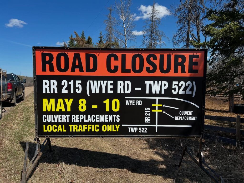 Lethbridge Road Signs